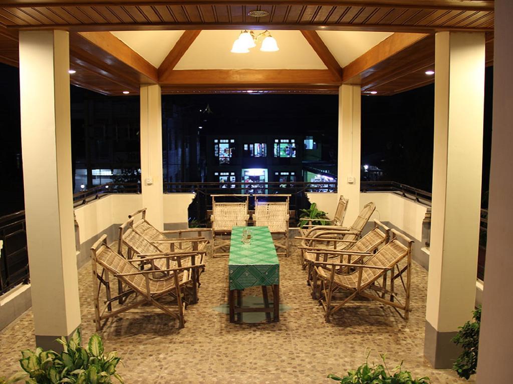Mr. Charles Hotel Hsipaw