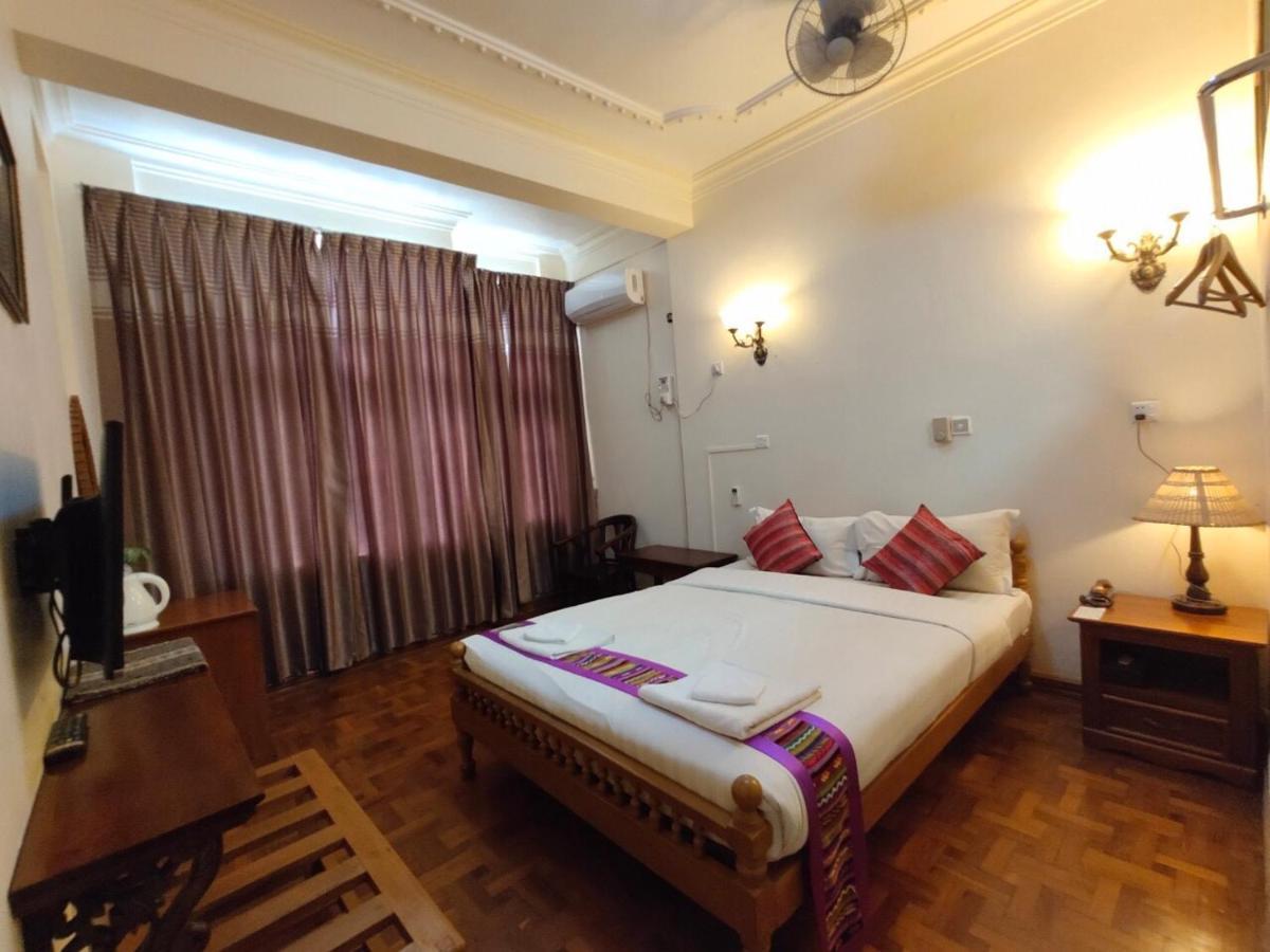 Mr. Charles Hotel