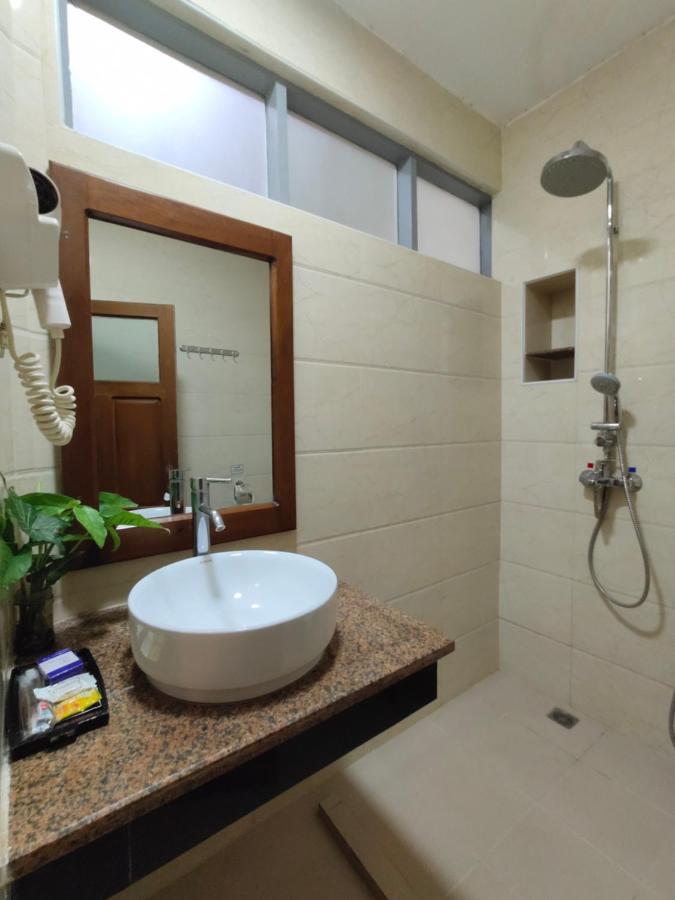 Mr. Charles Hotel